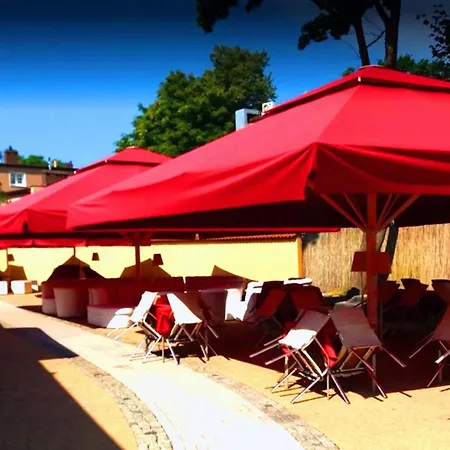 Neptun Semesteranläggning (resort) *